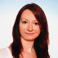 İpek Özer