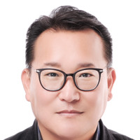 김대웅