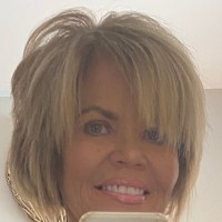Lori Suhr