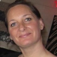 Caroline E. De Rooij