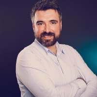Dr. Mehmet Dinc