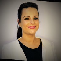 Lorraine Fox
