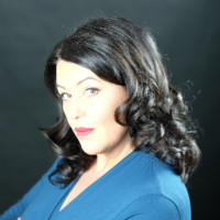 Nathalie Claude