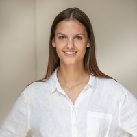 Tess van der Hilst