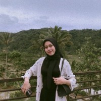 Ayu Ade Lestari