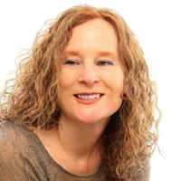 Lynda Balslev