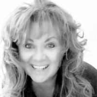 Laura Collins