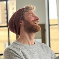 Gareth Graver, Mba