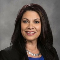 Yolanda Flores