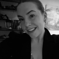 Anouk Joy van Leest