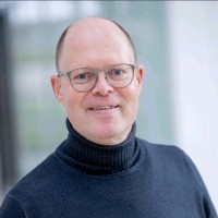 Hans Van Den Akker