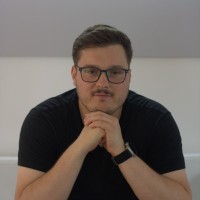Adrian Kamp