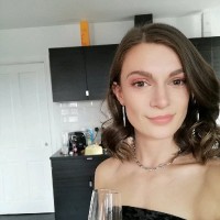Lowri Lewis