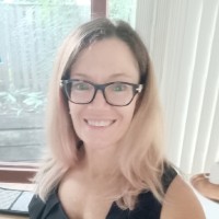 Suzanne Reid