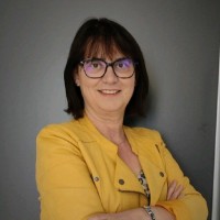 Nathalie Brad