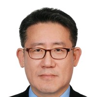 Hee Bong Lee
