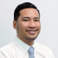 Kris Wiratmo