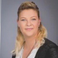 Nina Hofmann