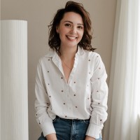 Iris Van Den Hurk