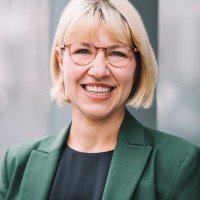 Julia Mungenast