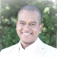 Michael Suares
