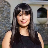 Lizbeth Garza Walle
