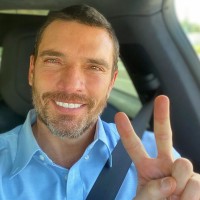 Julian Gil