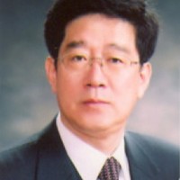 김수용