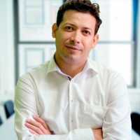 Carlos Avilez Mena