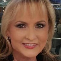 Lisa Cummins
