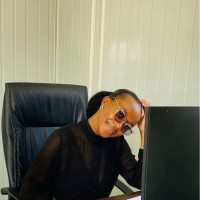 Ndapewoshali Esco