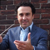 Andrés González