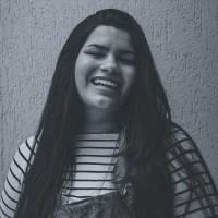 Julia Ellen Souza
