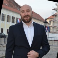 Tomislav Karlović