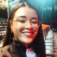 Tainá Santos