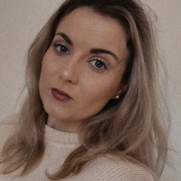 Fruzsina Álló