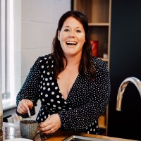 Katie Bregazzi Chart.PR MCIPR