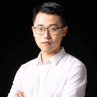Guangwen C.
