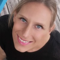 Iris Poirier De Bailliencourt