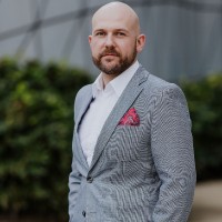 Pawel J.
