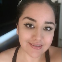 Evelyn Tello