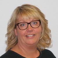 Vicky Salter