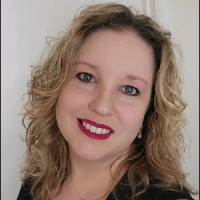 Lisa Hendrixson