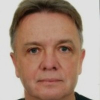 PIOTR PALĘGA