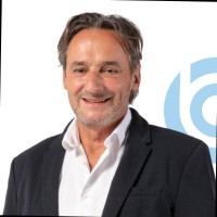 Stephan Van Raaij