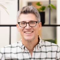 Tony McRoberts