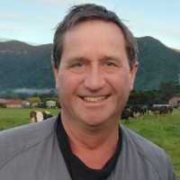 Tim Rhodes
