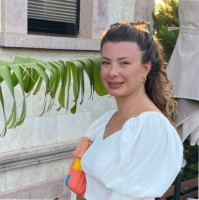 Neşe Elçin Kavanoz