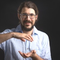 Dr. Nicolas Schrode