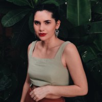Angélica Costa Marins